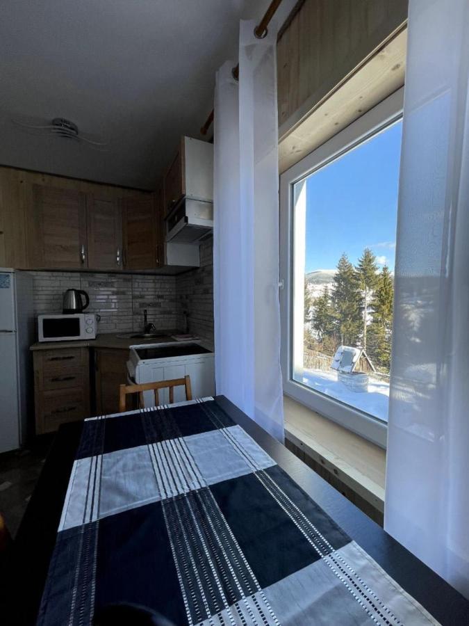 затишна Apartment *