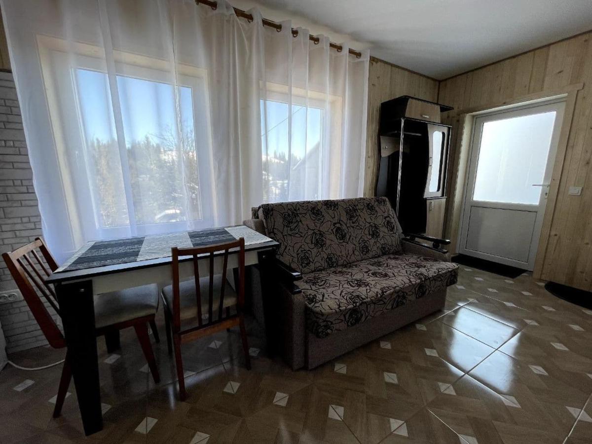 Apartment затишна *